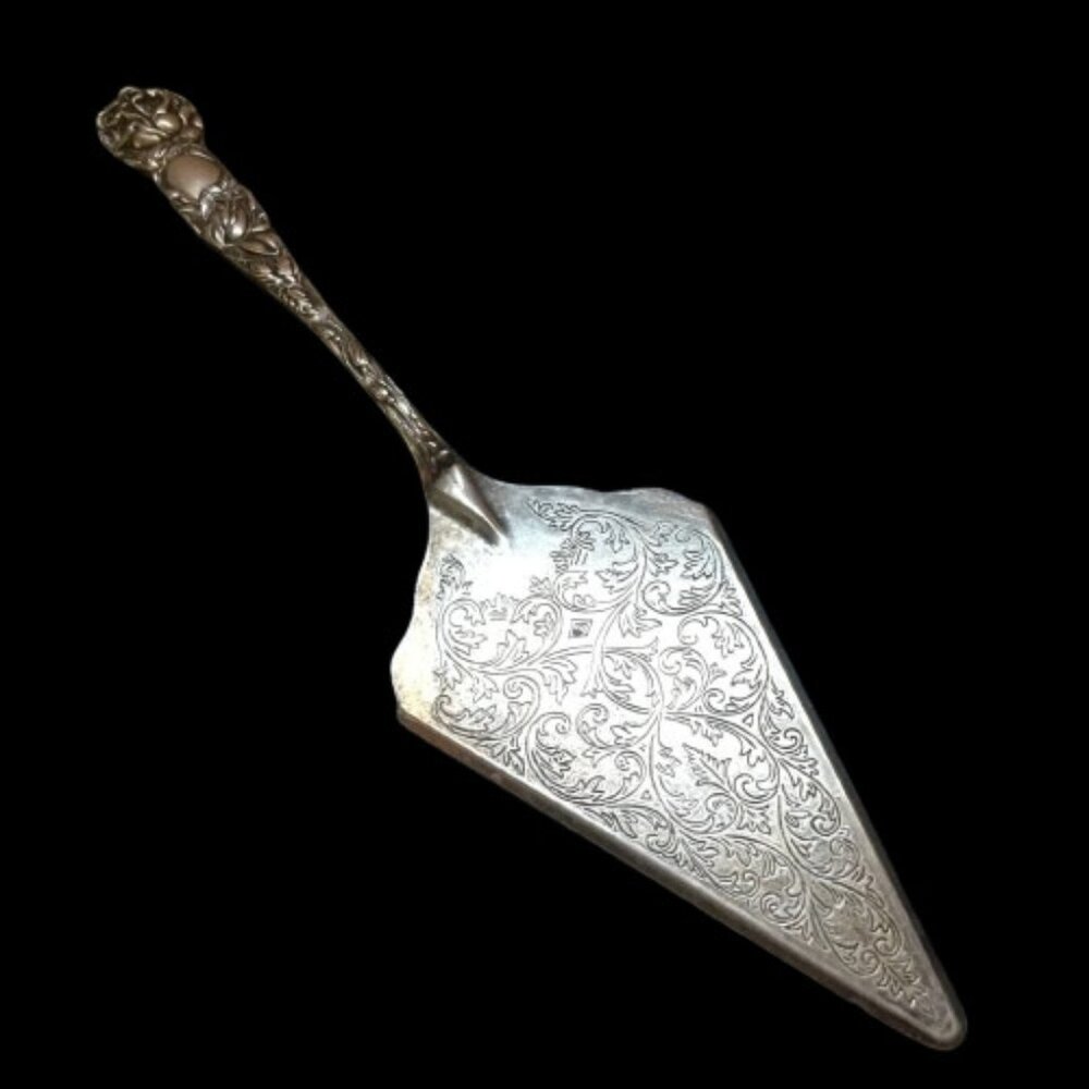 Vintage Italy Silverplated 12" Cake Pie Server Ornate Floral Engraved Handle